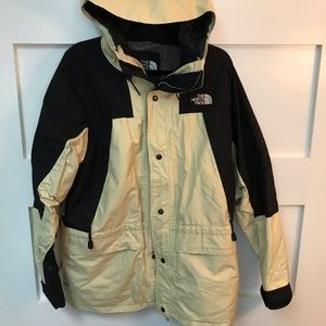 Men’s North Face Gore Tex Jacket